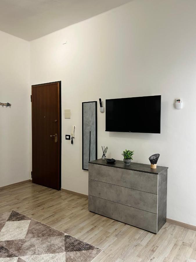 Апартаменты Essential House Бриндизи Экстерьер фото